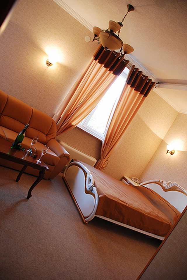 Soborniy Hotel Zaporizhia エクステリア 写真