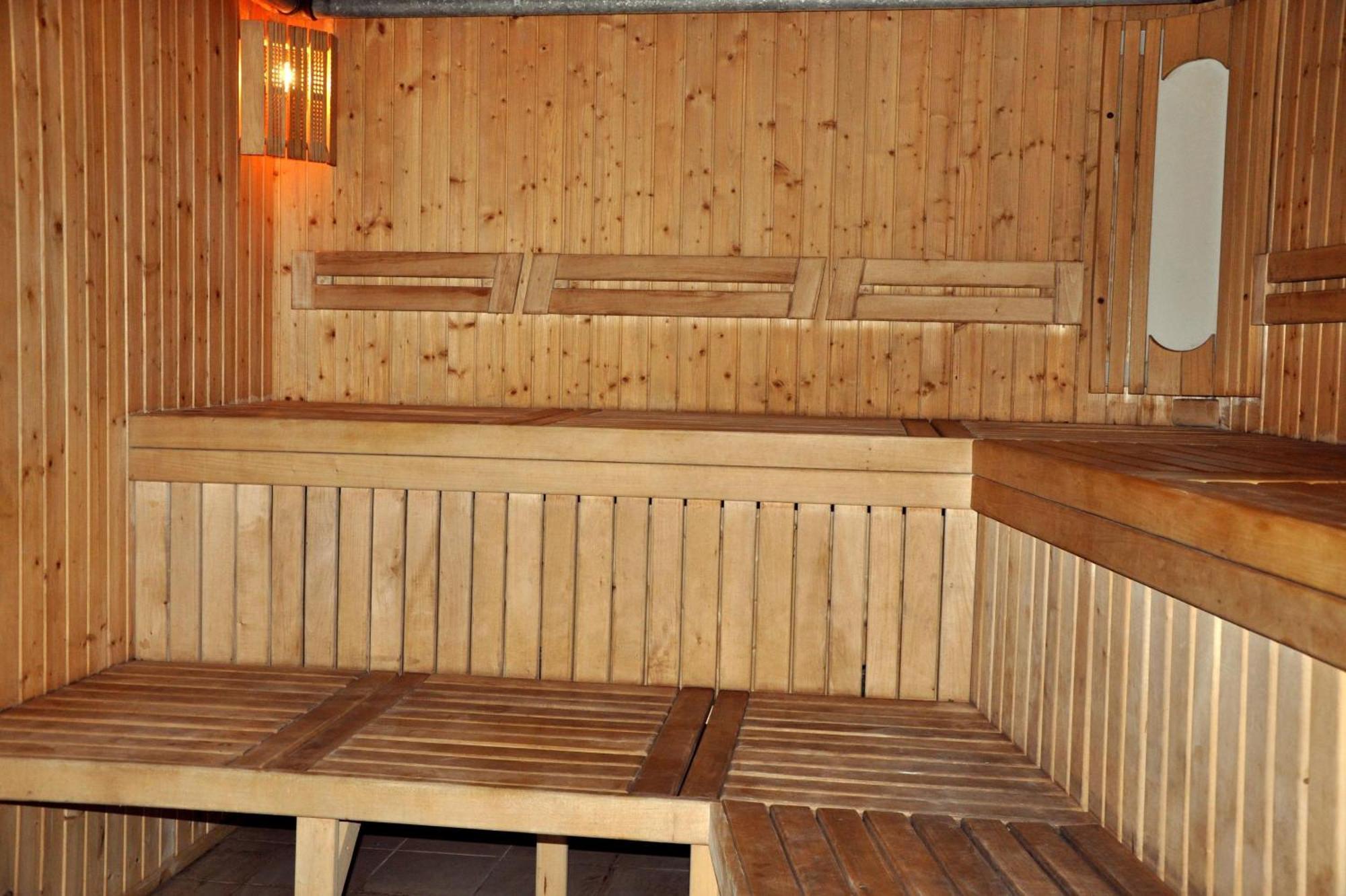 Soborniy Hotel Zaporizhia エクステリア 写真