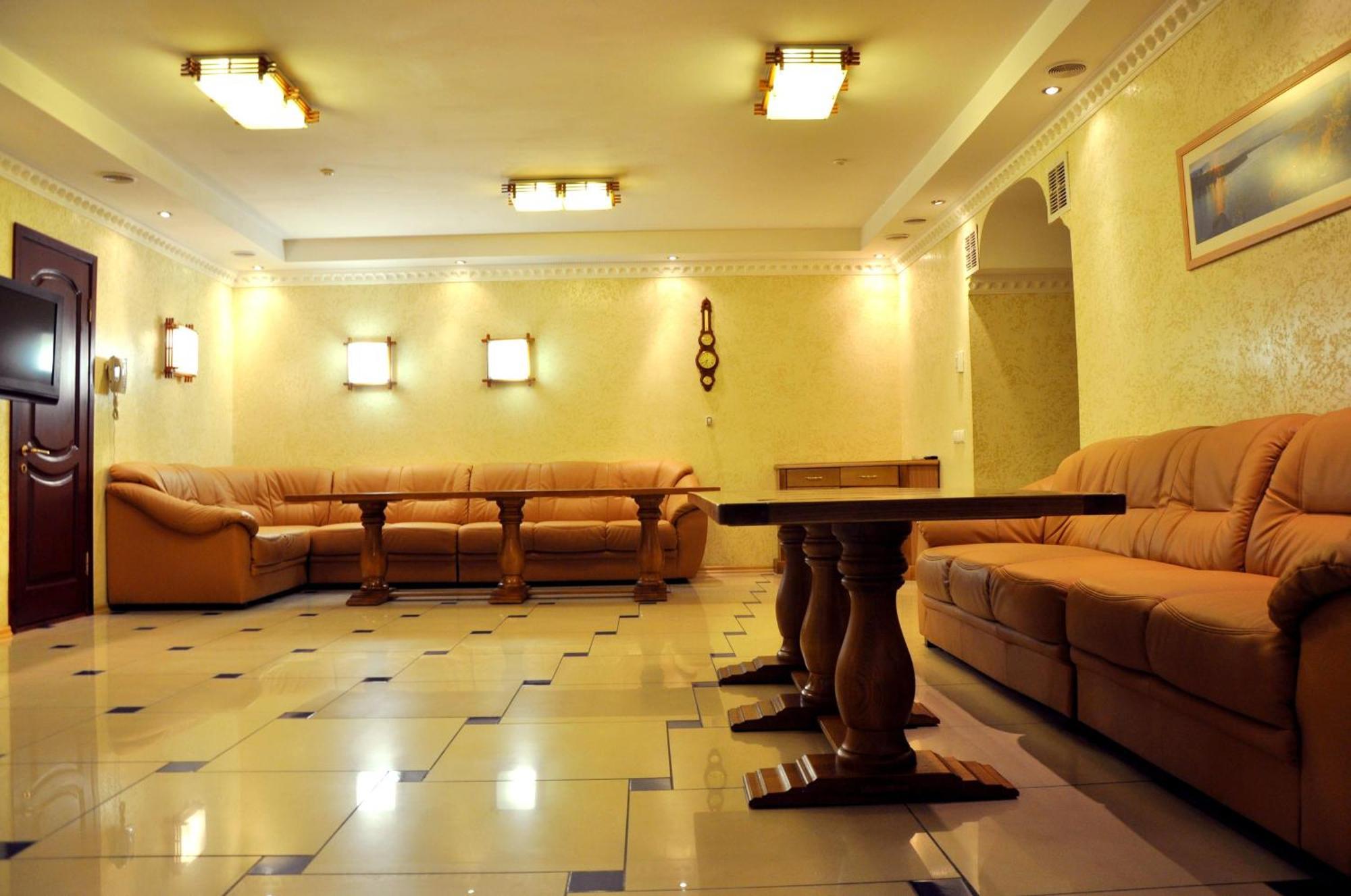 Soborniy Hotel Zaporizhia エクステリア 写真