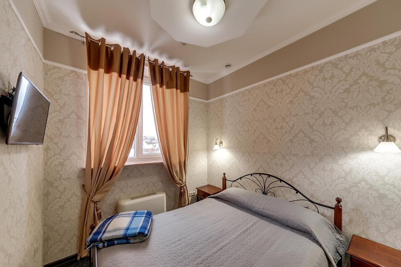 Soborniy Hotel Zaporizhia エクステリア 写真