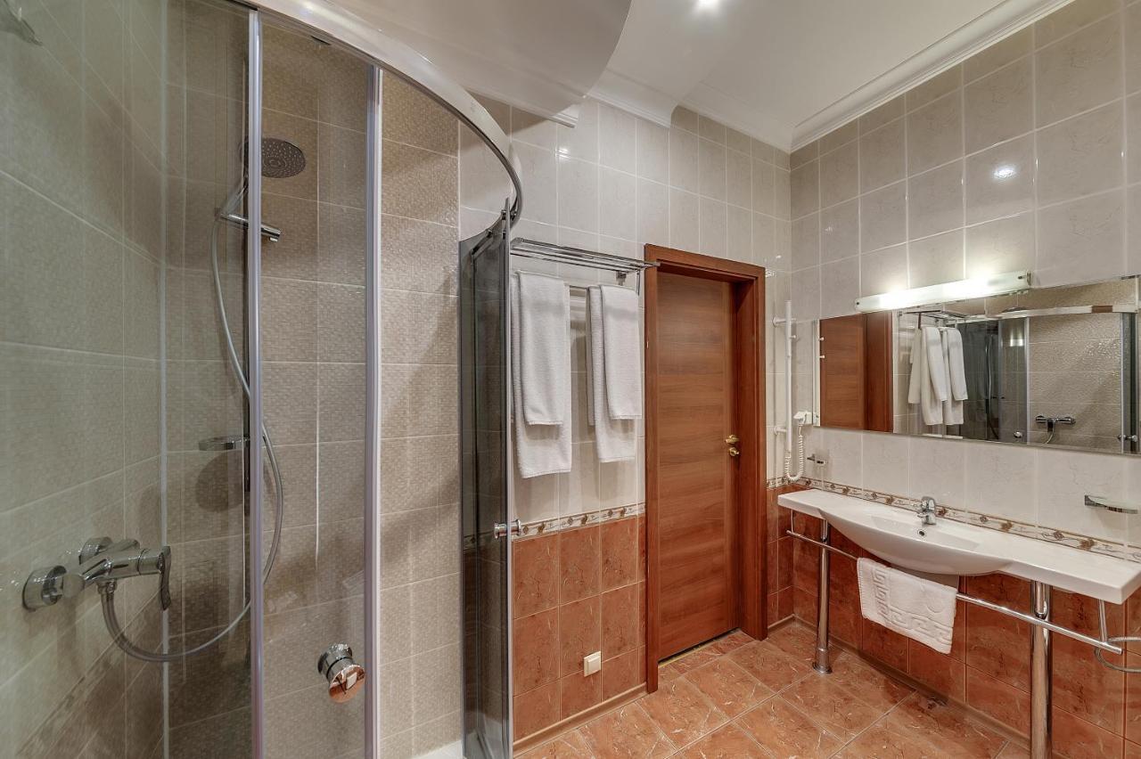 Soborniy Hotel Zaporizhia エクステリア 写真