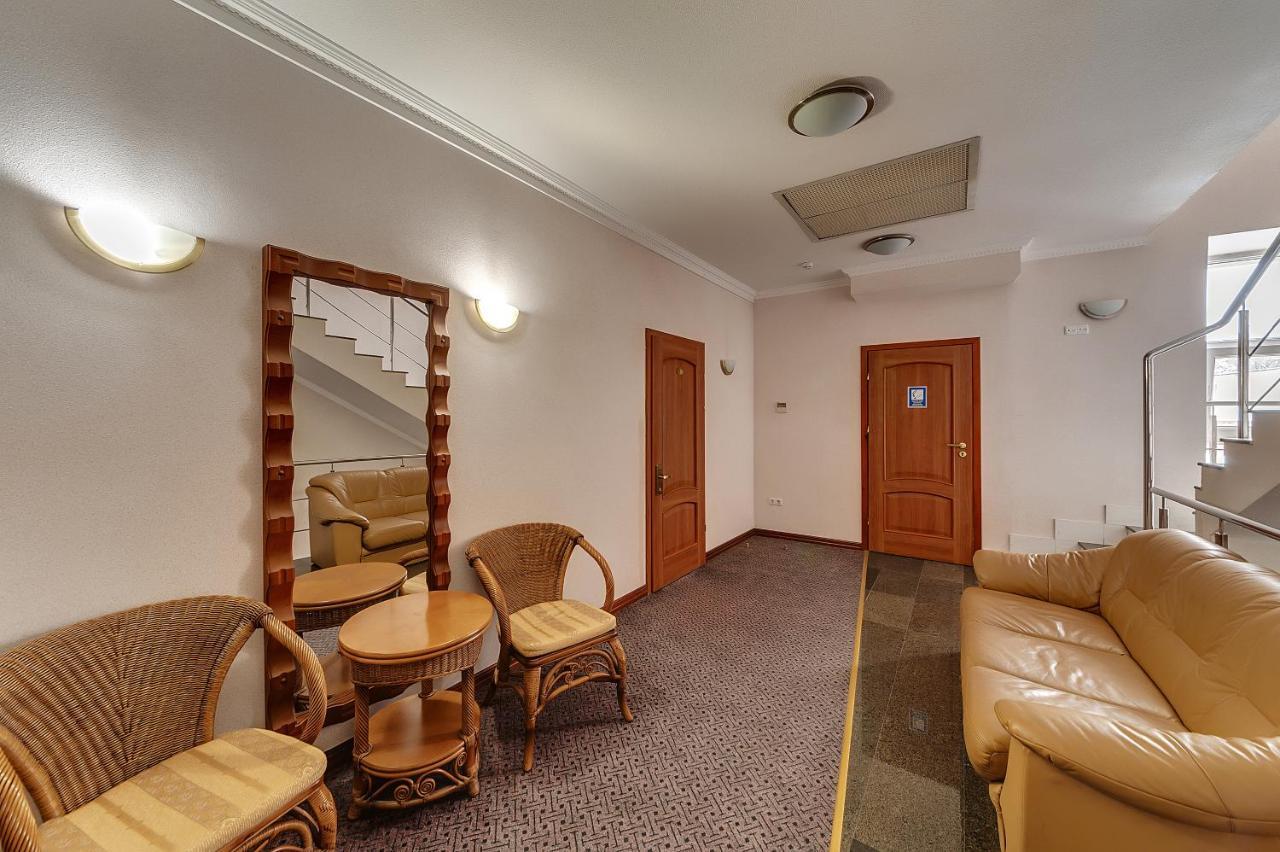 Soborniy Hotel Zaporizhia エクステリア 写真